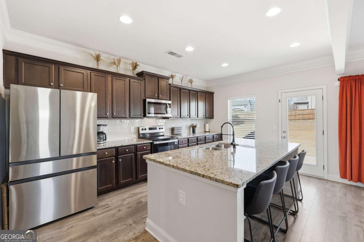 199 Laurel Cove Drive Hoschton - Photo 11