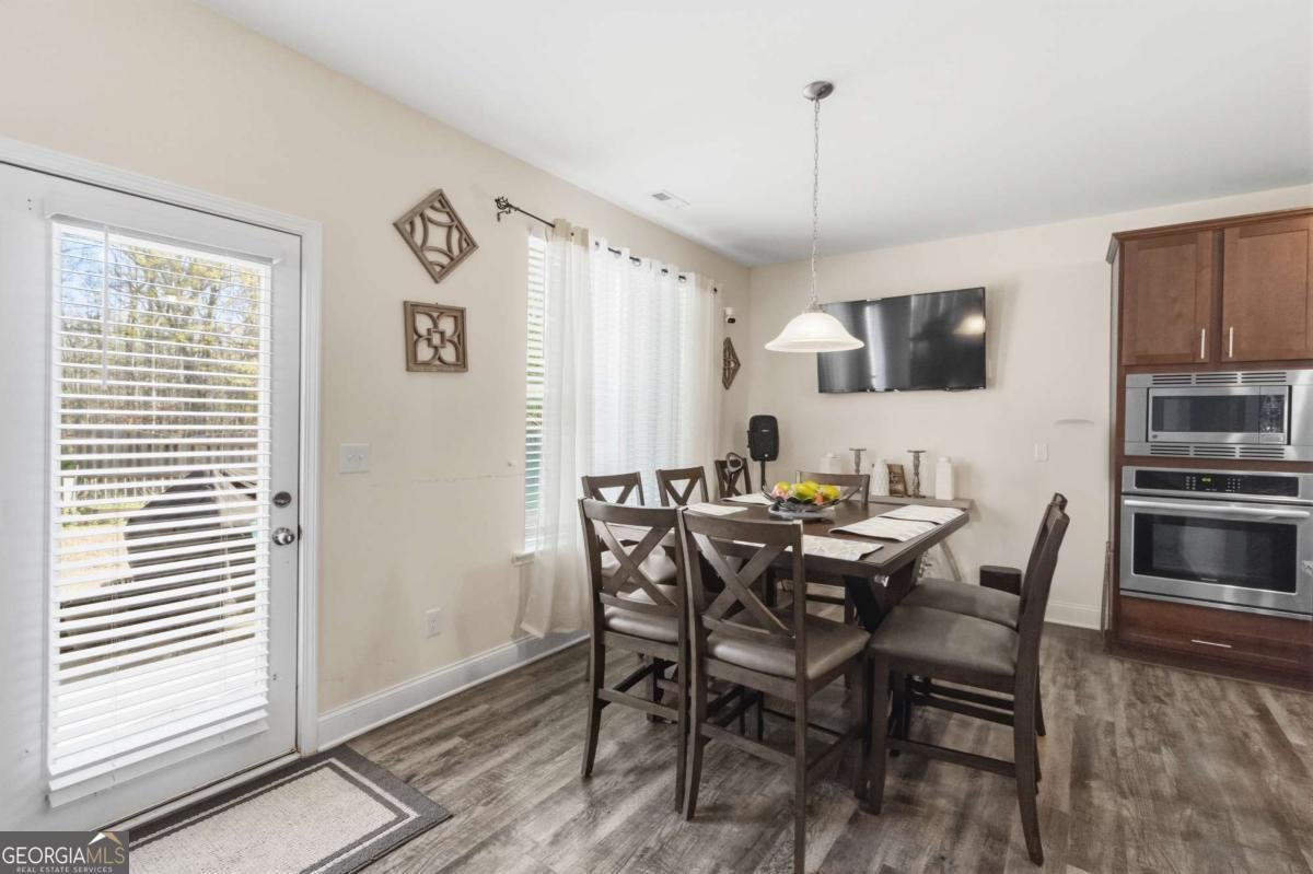 212 Sophie Circle Locust Grove - Photo 10