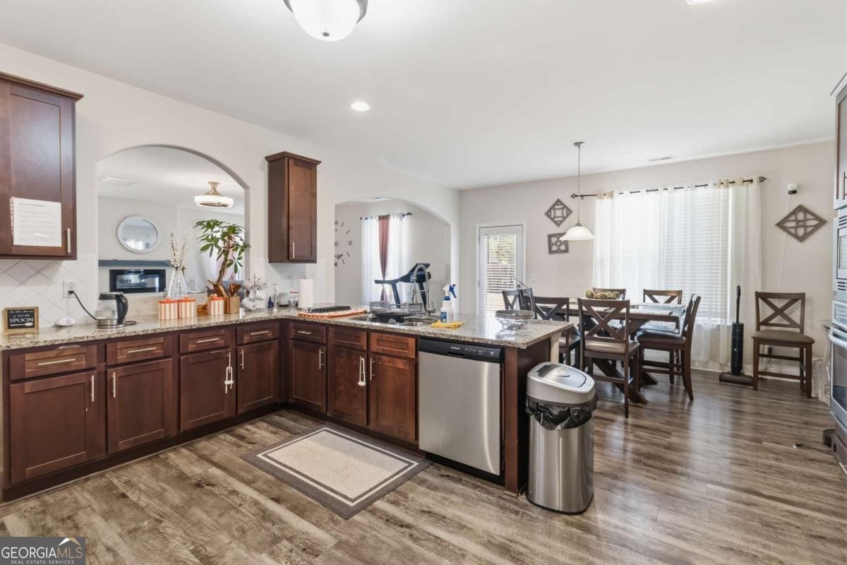 212 Sophie Circle Locust Grove - Photo 12