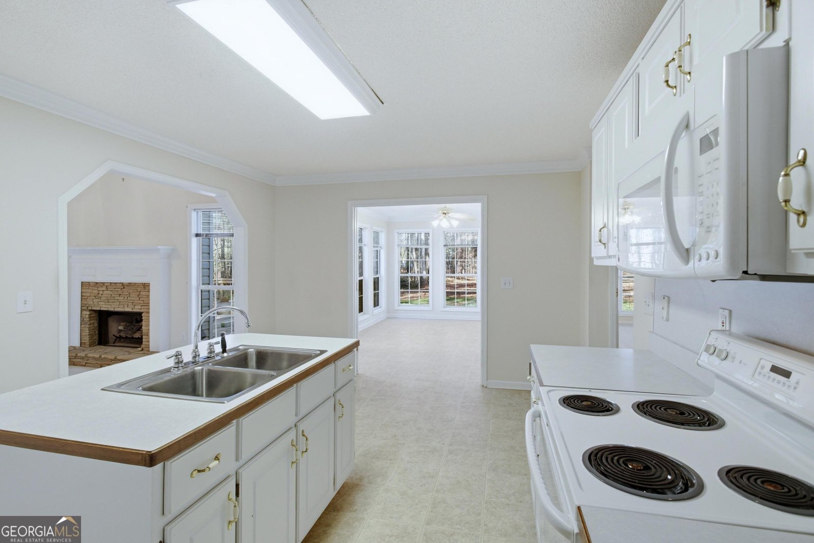 190 Cambridge Way Covington - Photo 12