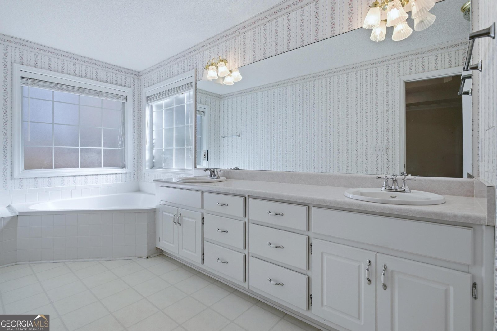 190 Cambridge Way Covington - Photo 22