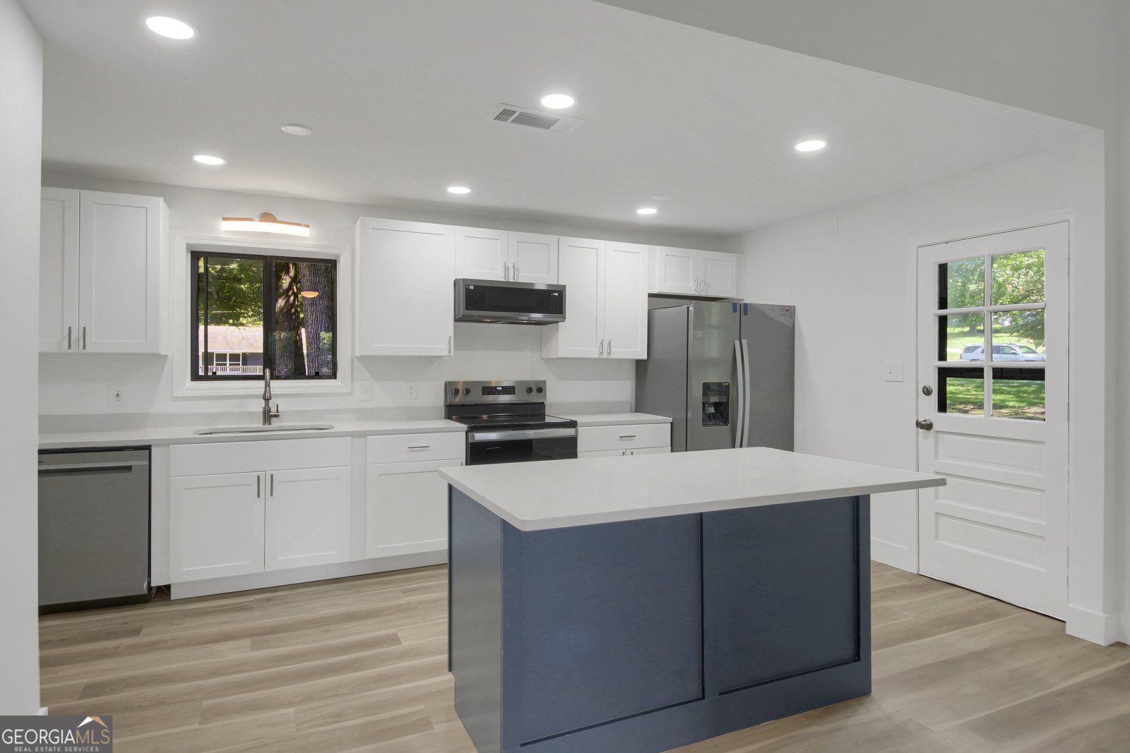 3486 CENTERVILLE Lane Snellville - Photo 6