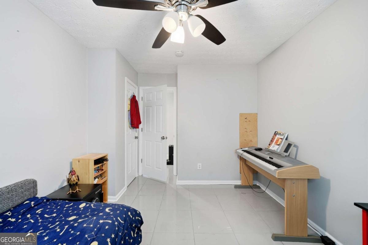 279 Hiawassee Drive Woodstock - Photo 17