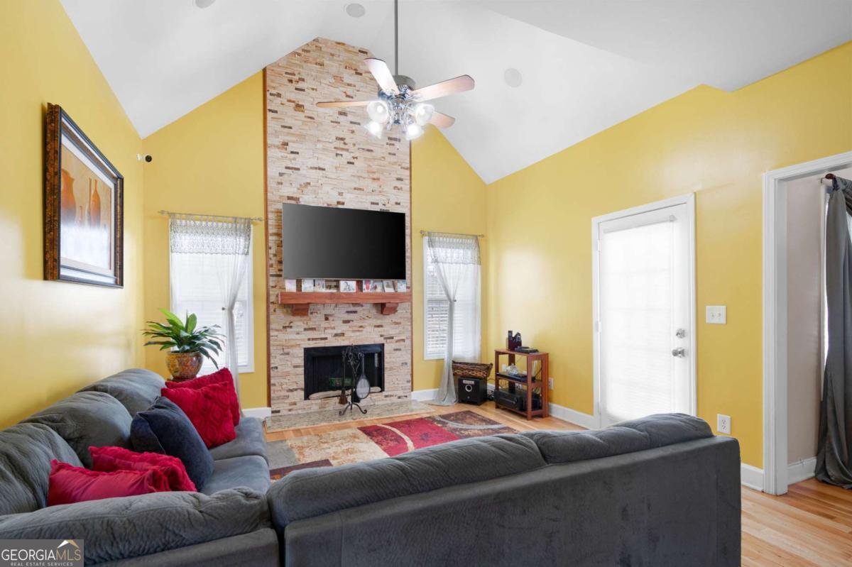 1227 Castle Point Court Conyers - Photo 26