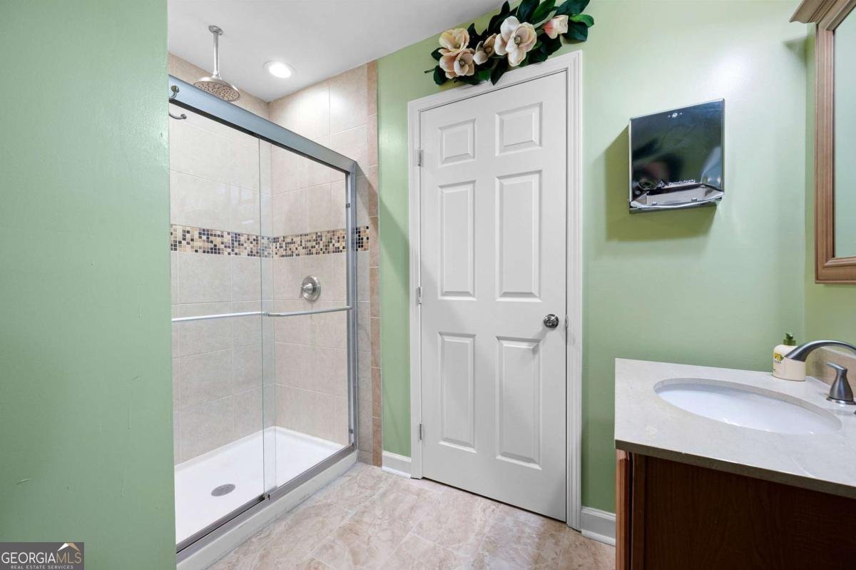 1227 Castle Point Court Conyers - Photo 60