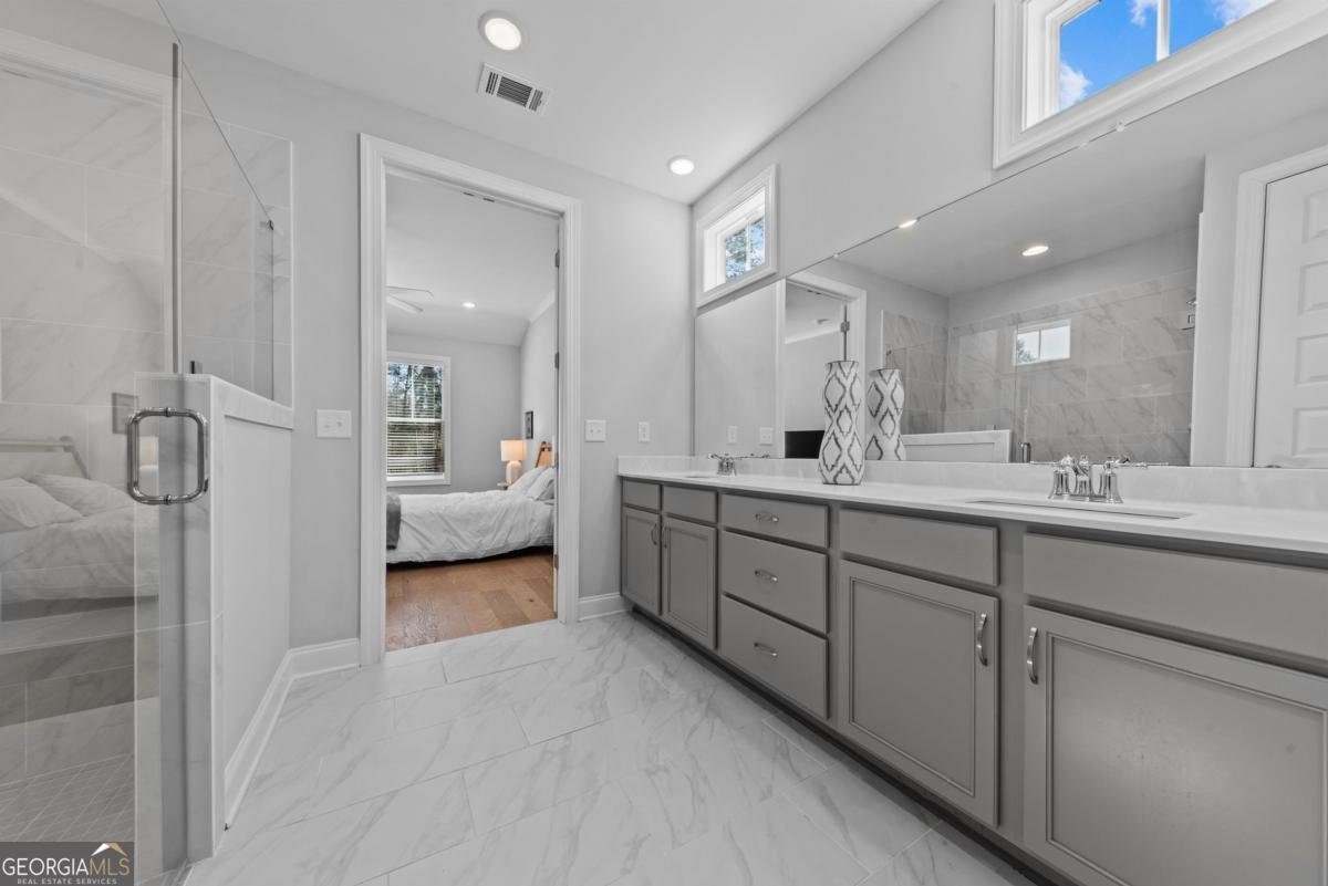 1111 Providence Loop Greensboro - Photo 13