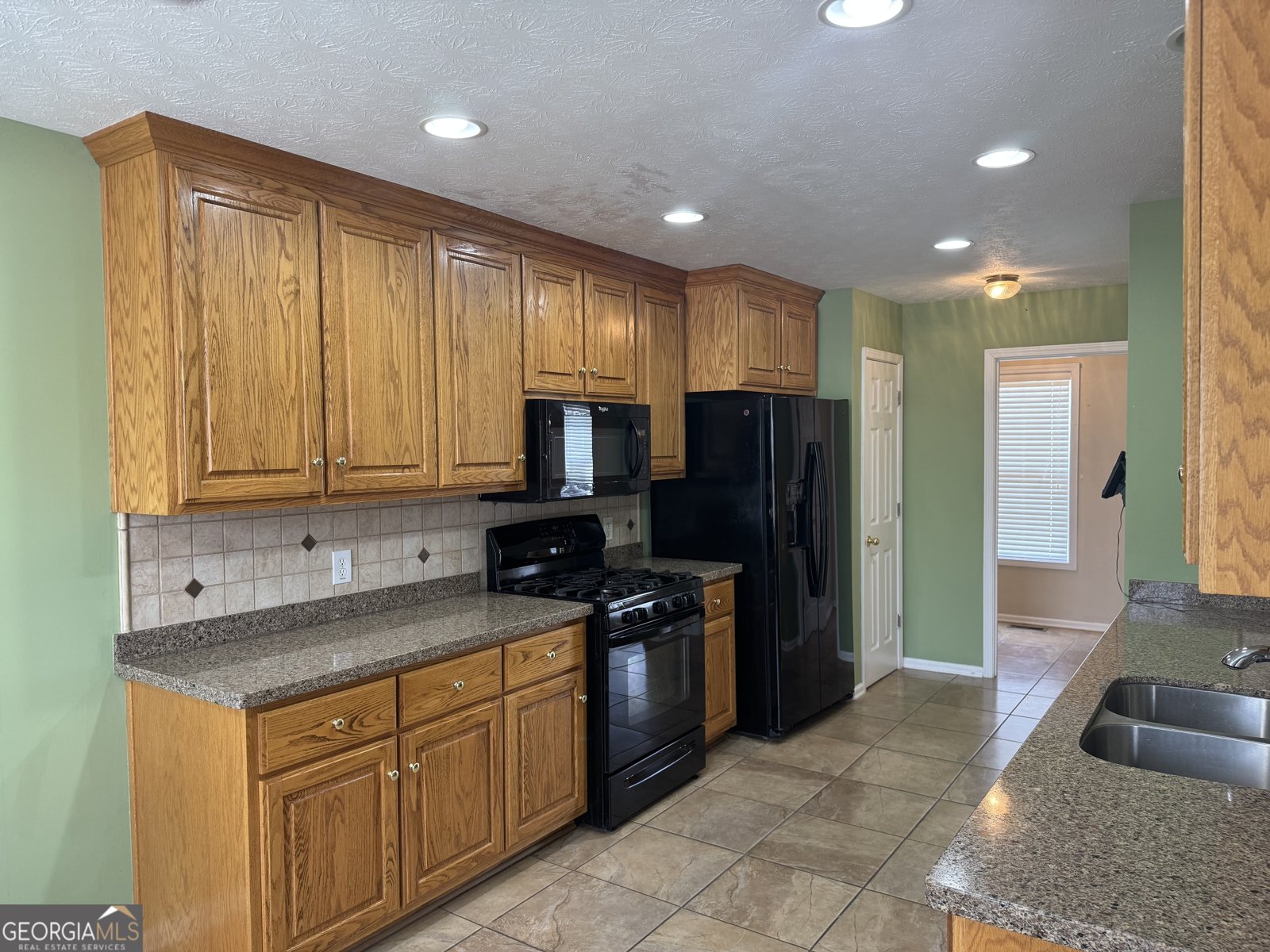 2343 Bluff Creek Overlook Douglasville - Photo 16