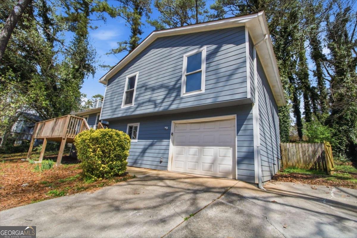 3292 Mixon Way Stone Mountain - Photo 1