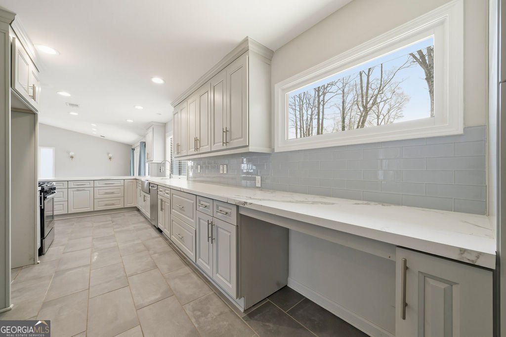 1032 Muirfield Drive Marietta - Photo 15