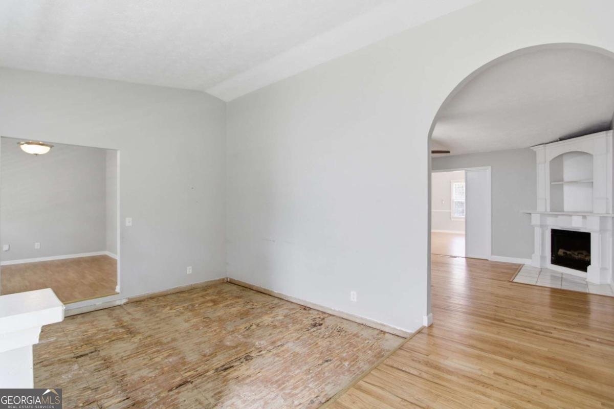 860 Regency Court Lawrenceville - Photo 6