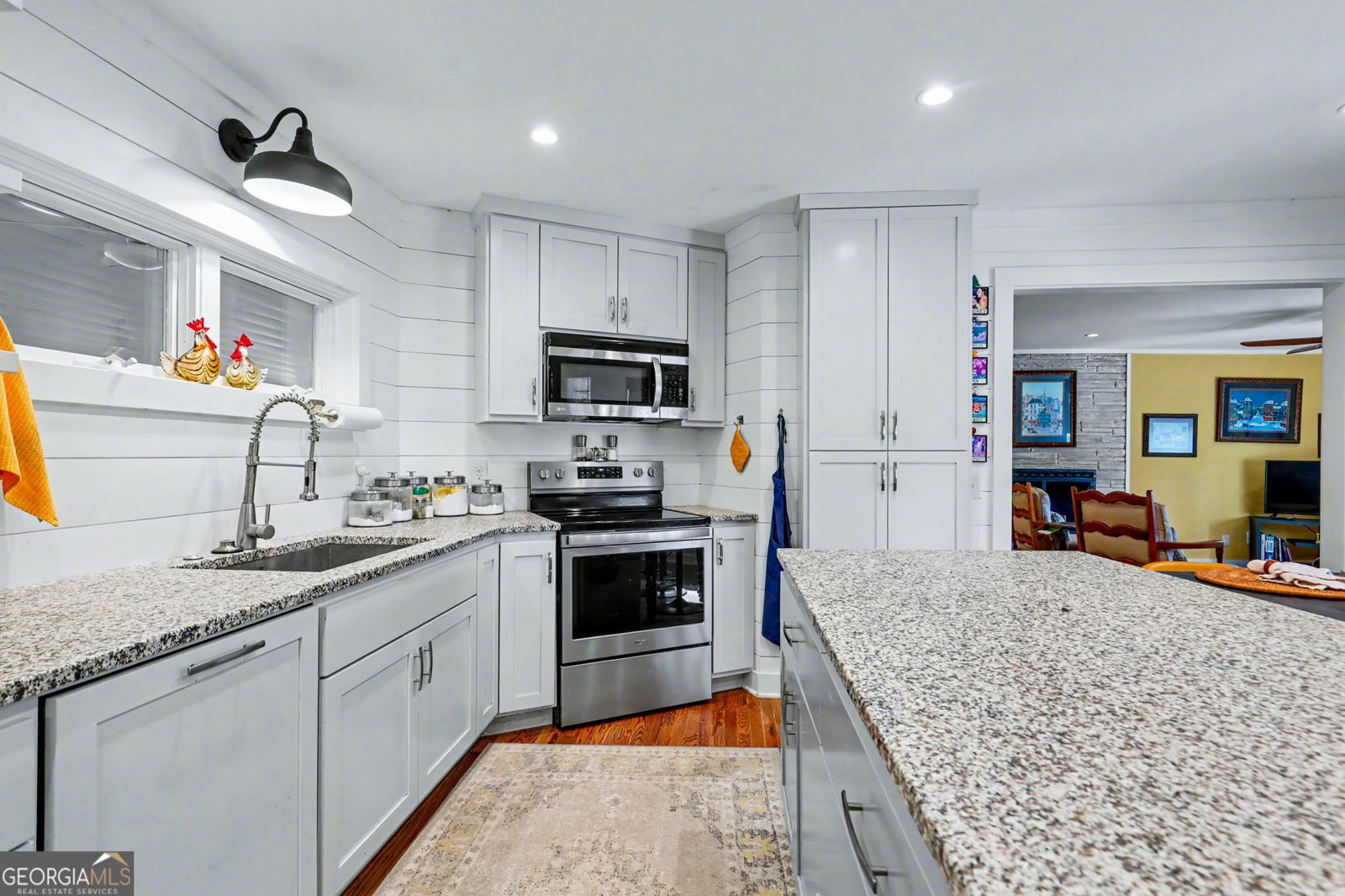 221 Valley Street Clayton - Photo 18