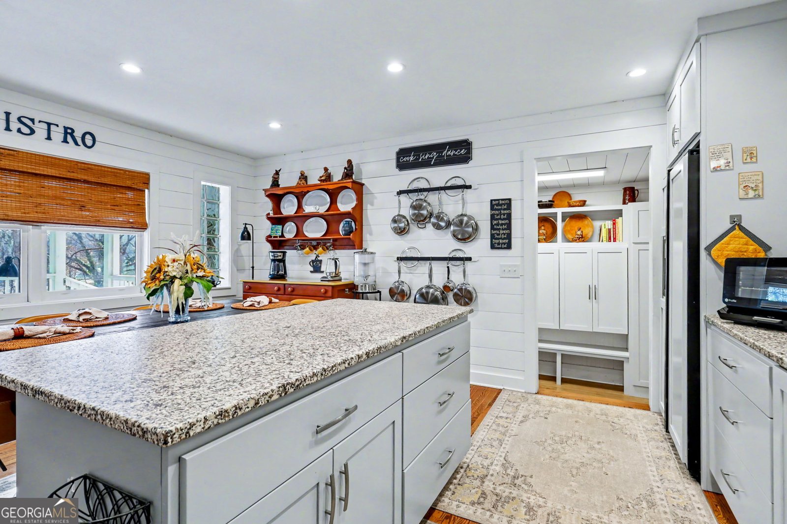 221 Valley Street Clayton - Photo 20