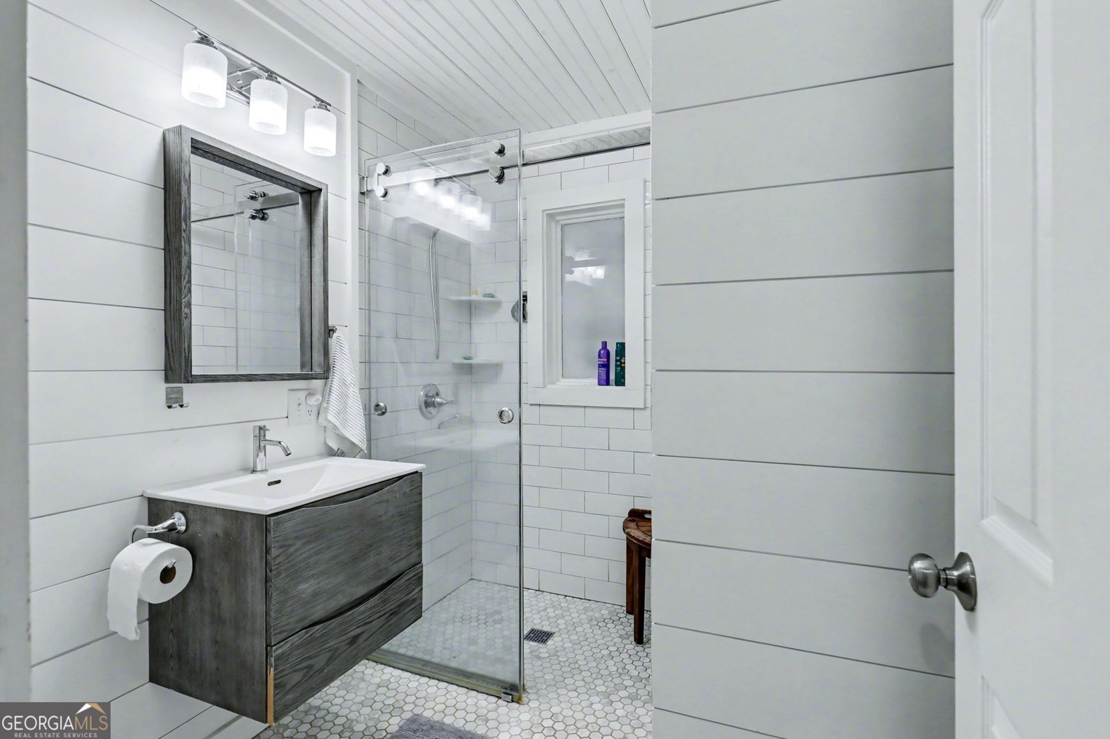 221 Valley Street Clayton - Photo 37