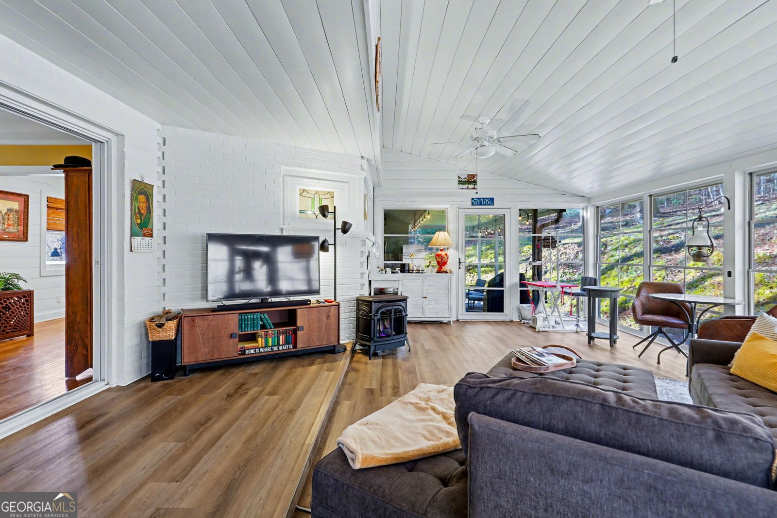 221 Valley Street Clayton - Photo 40