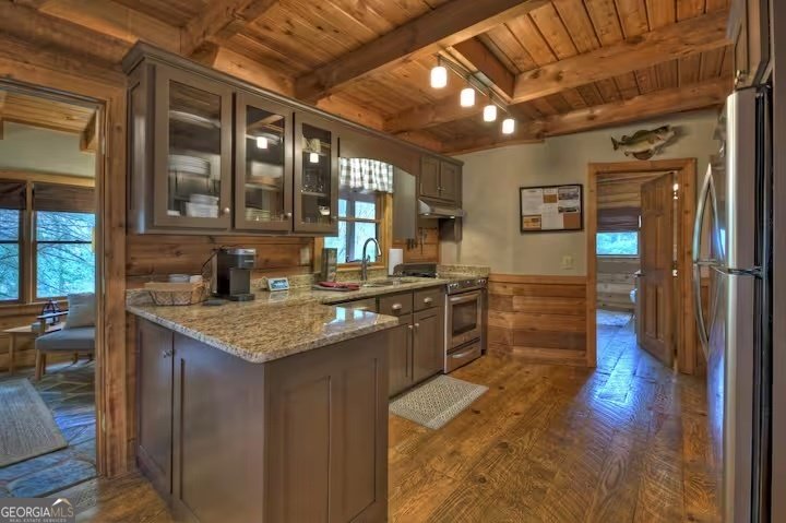 323 Tanglewood Cove Lane Blue Ridge - Photo 12