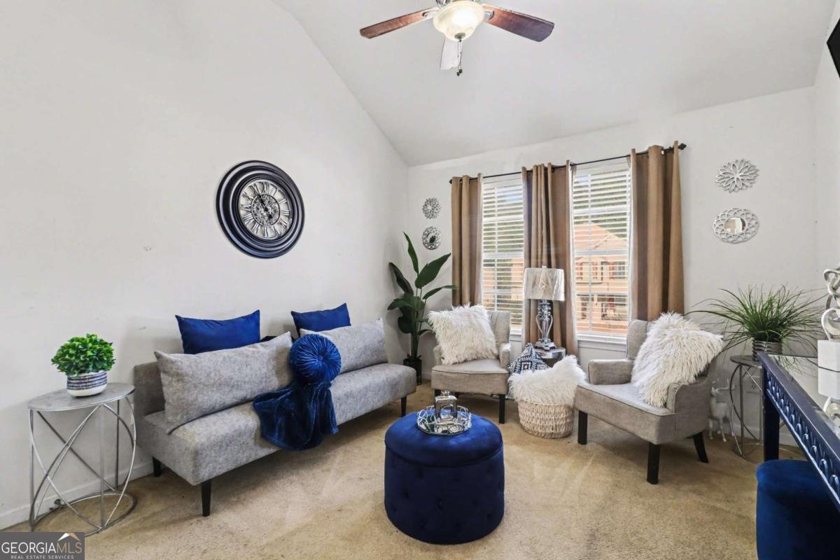 7666 Bowhead Court Fairburn - Photo 14