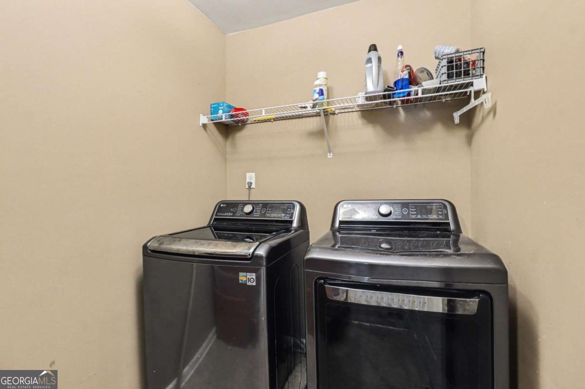 7666 Bowhead Court Fairburn - Photo 15