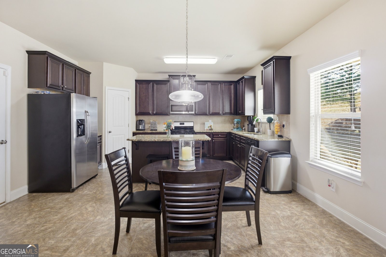 2410 Planters Mill Way Conyers - Photo 12