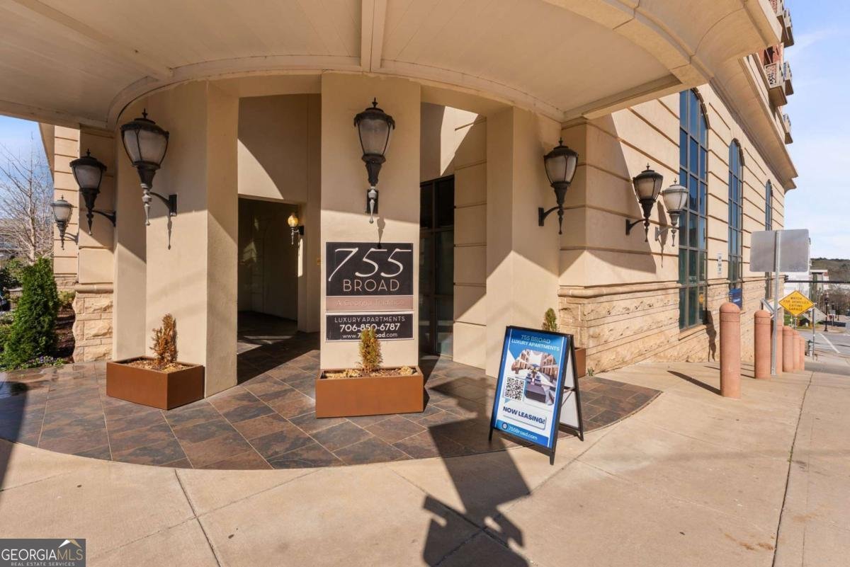 755 Broad Street Athens - Photo 1