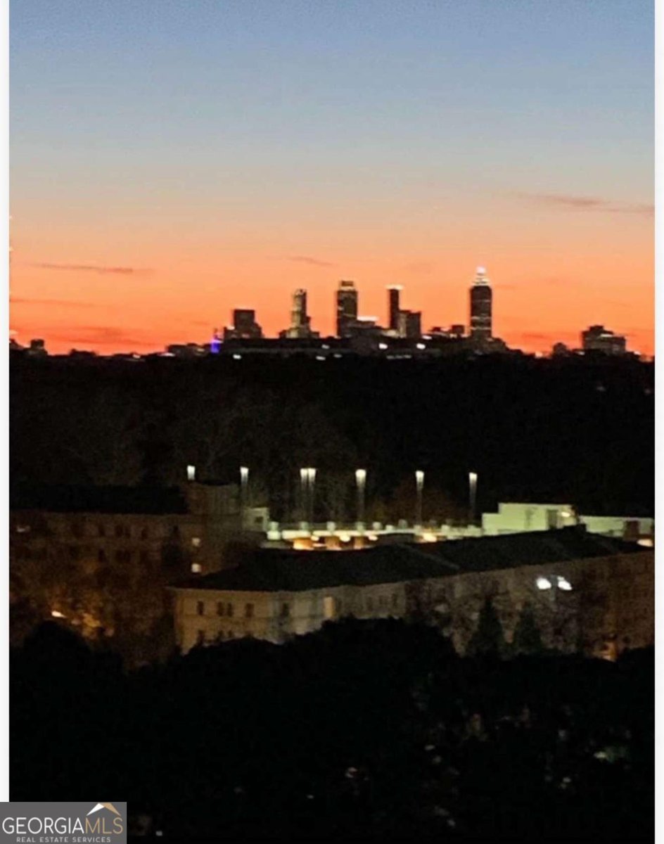 1501 Clairmont Road Decatur - Photo 18