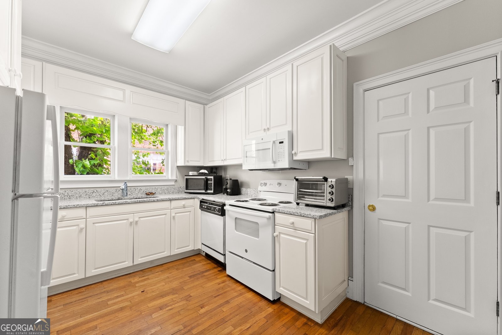 592 Main Street Cornelia - Photo 11