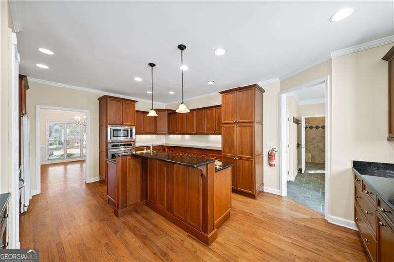 2608 Wendover Court Buford - Photo 10