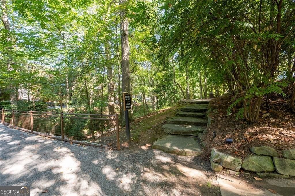 190 Fowler Street Woodstock - Photo 38