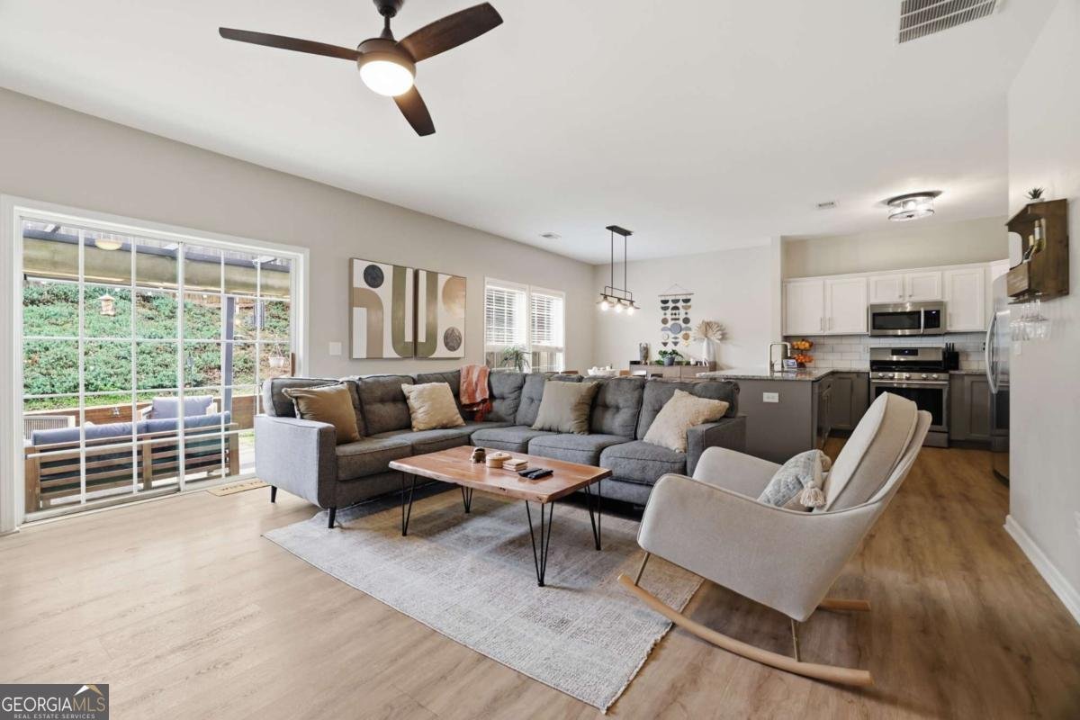 2245 Gateview Court Cumming - Photo 12