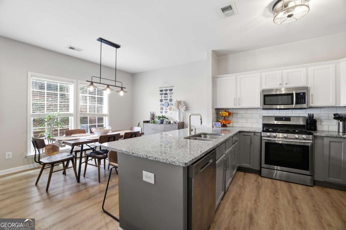 2245 Gateview Court Cumming - Photo 7