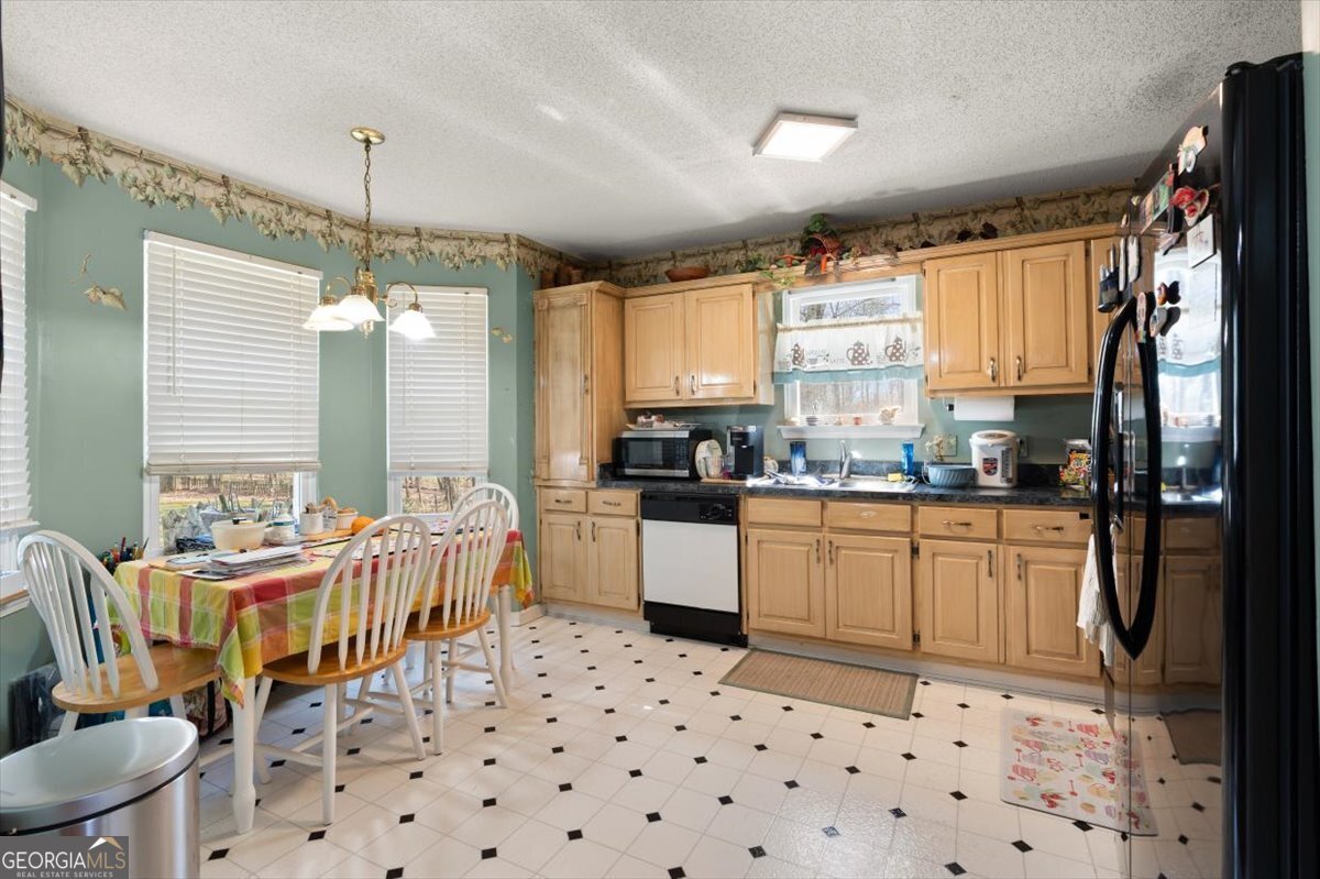 4050 Five Oaks Court Powder Springs - Photo 15