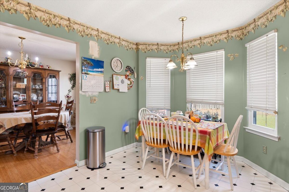 4050 Five Oaks Court Powder Springs - Photo 16