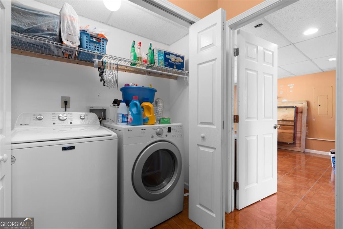 4050 Five Oaks Court Powder Springs - Photo 28