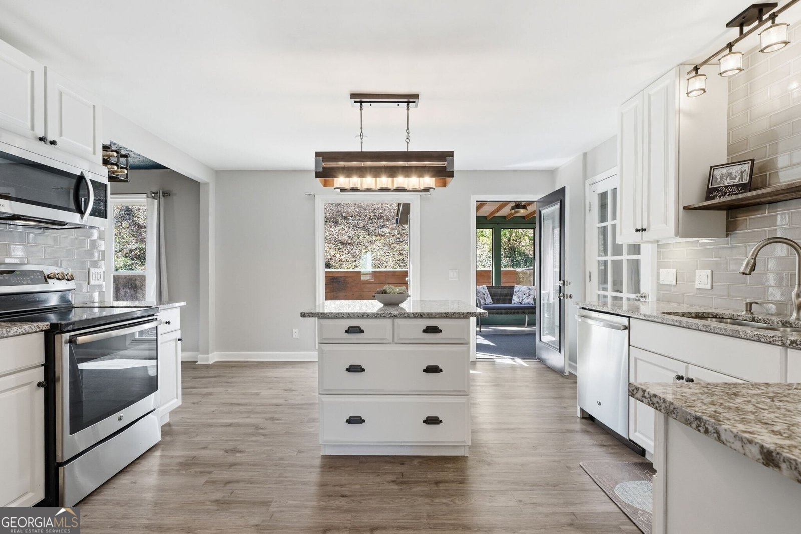 648 Dogwood Drive Lawrenceville - Photo 11