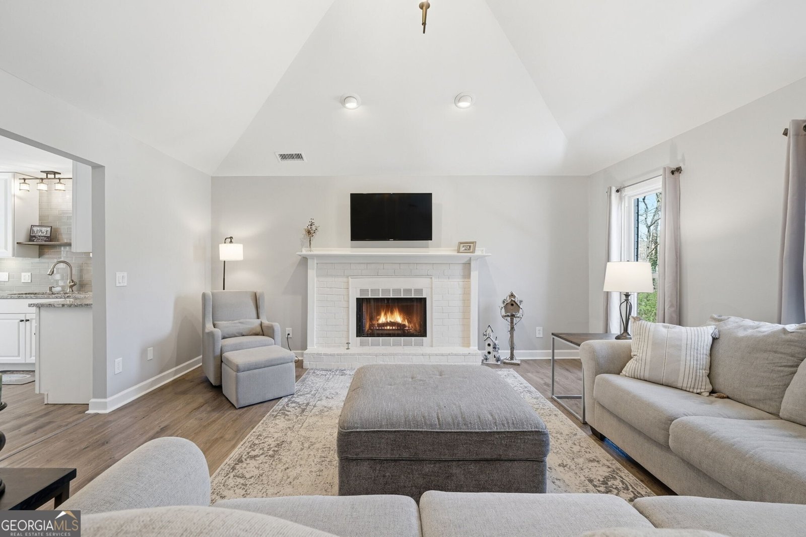 648 Dogwood Drive Lawrenceville - Photo 6