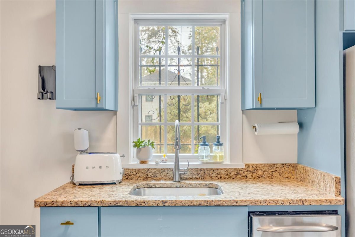 531 31st Street Savannah - Photo 15