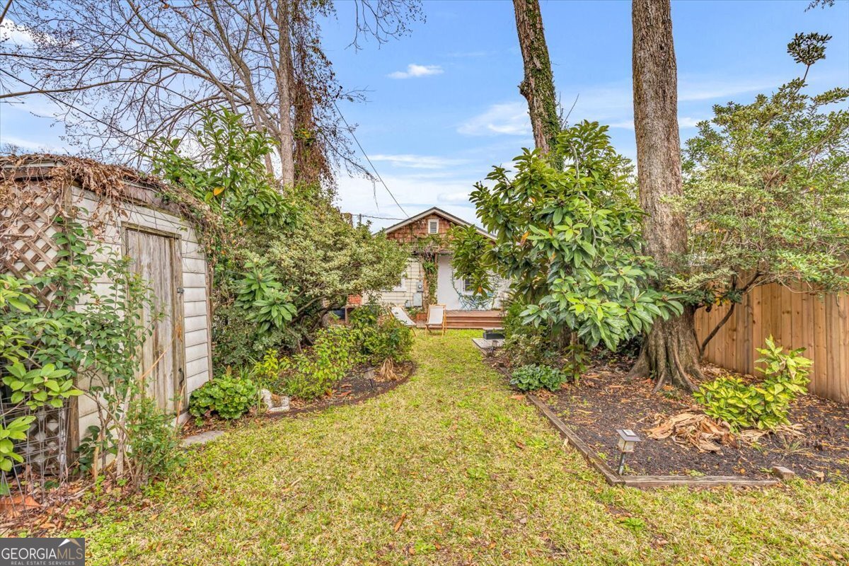 531 31st Street Savannah - Photo 33