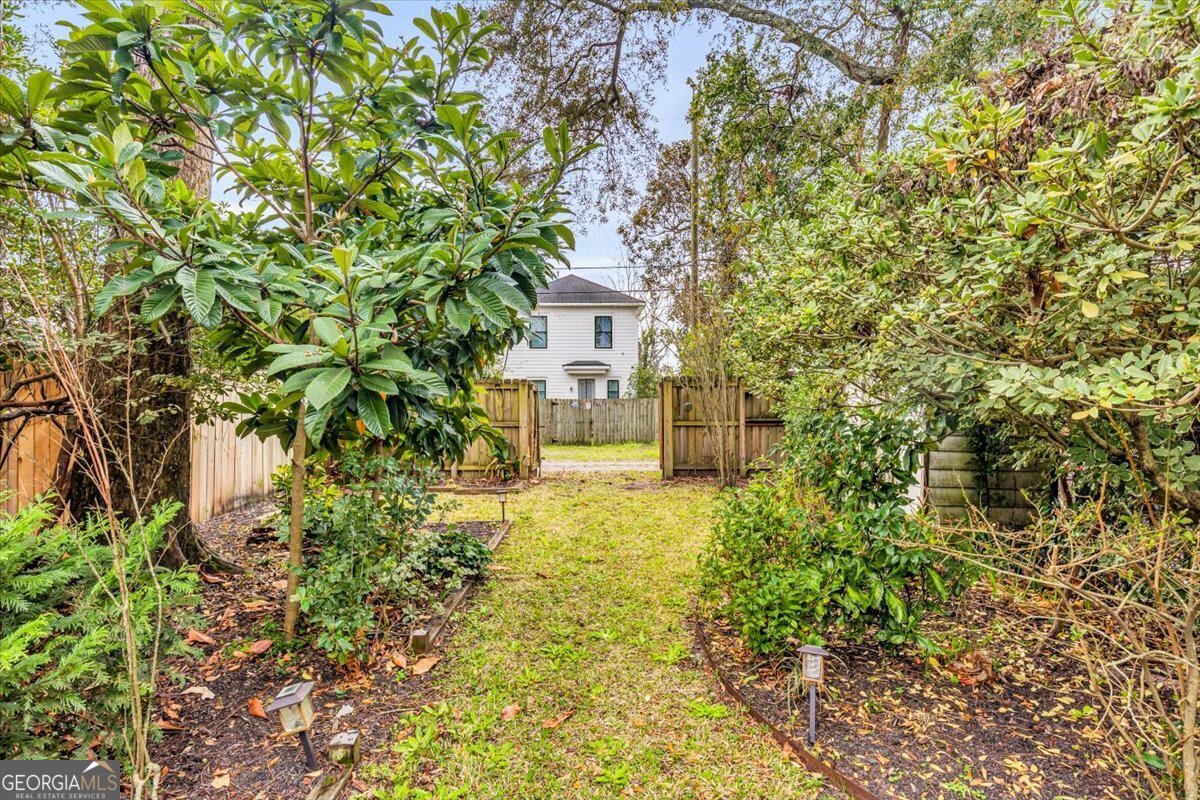 531 31st Street Savannah - Photo 37