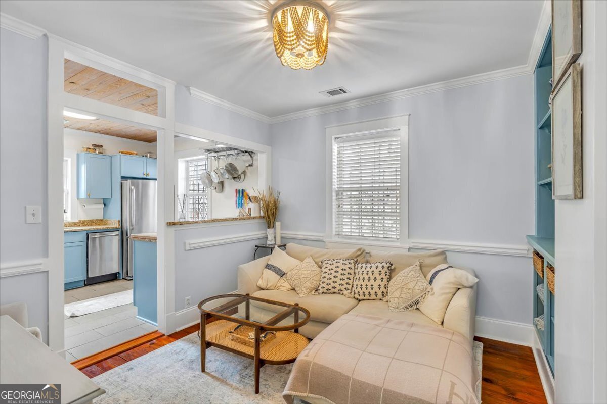 531 31st Street Savannah - Photo 8