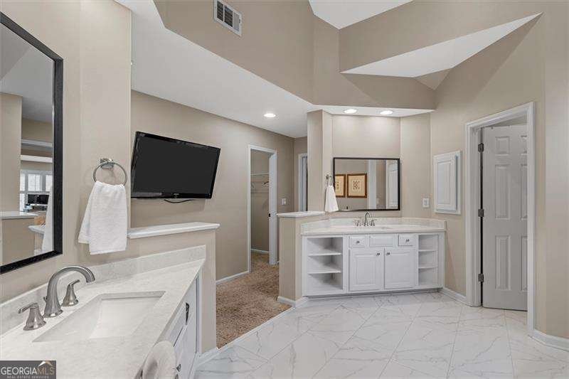 658 VININGS ESTATES Drive Mableton - Photo 44