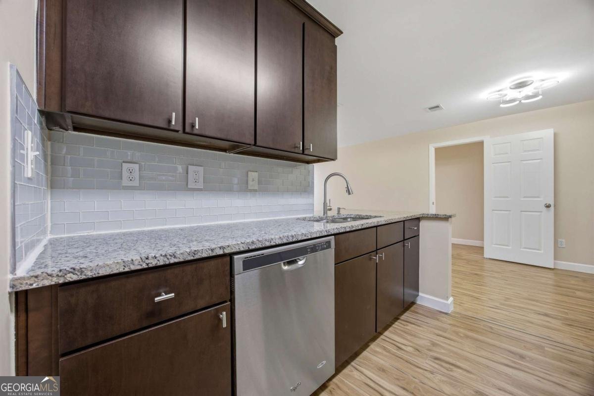 120 Granville Court Atlanta - Photo 12