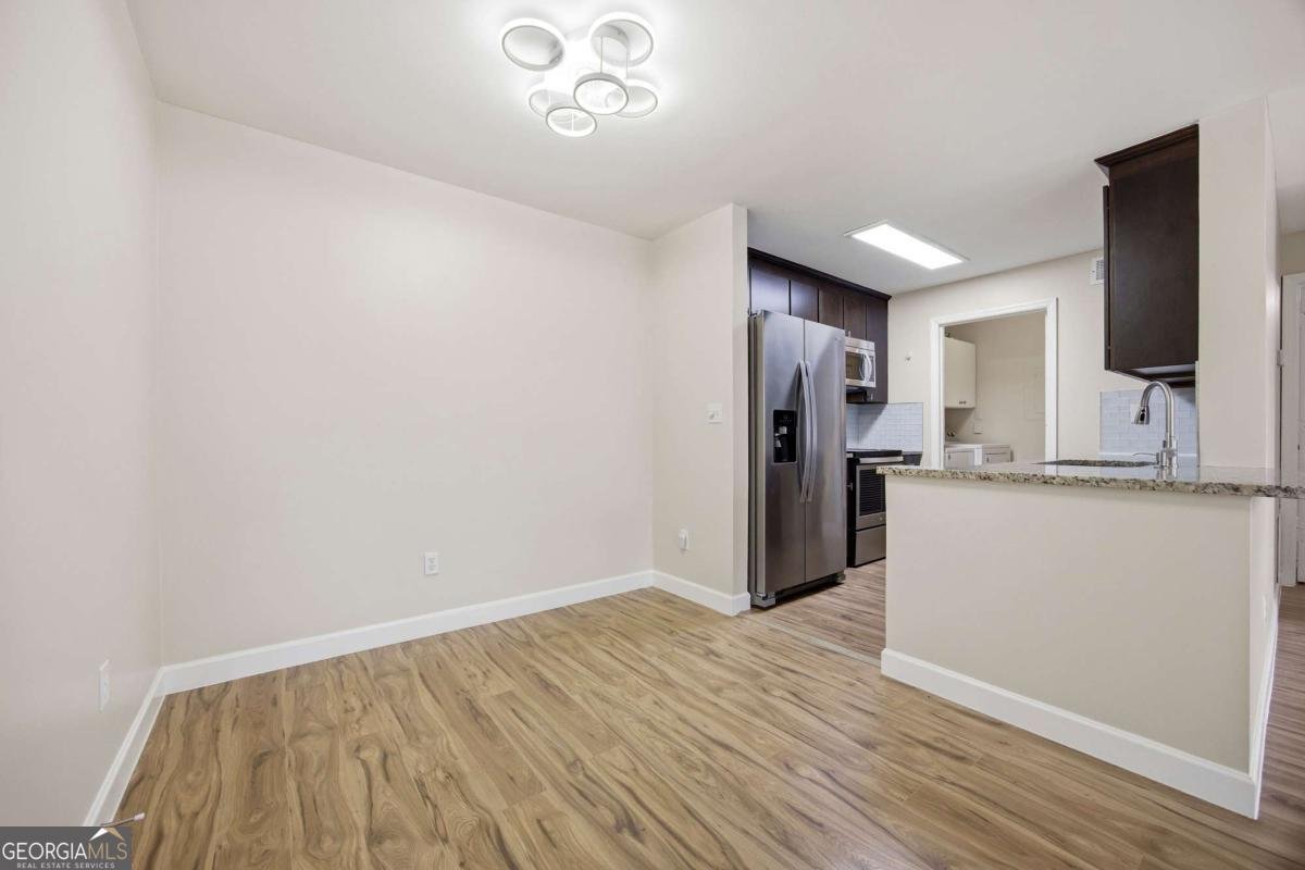 120 Granville Court Atlanta - Photo 8