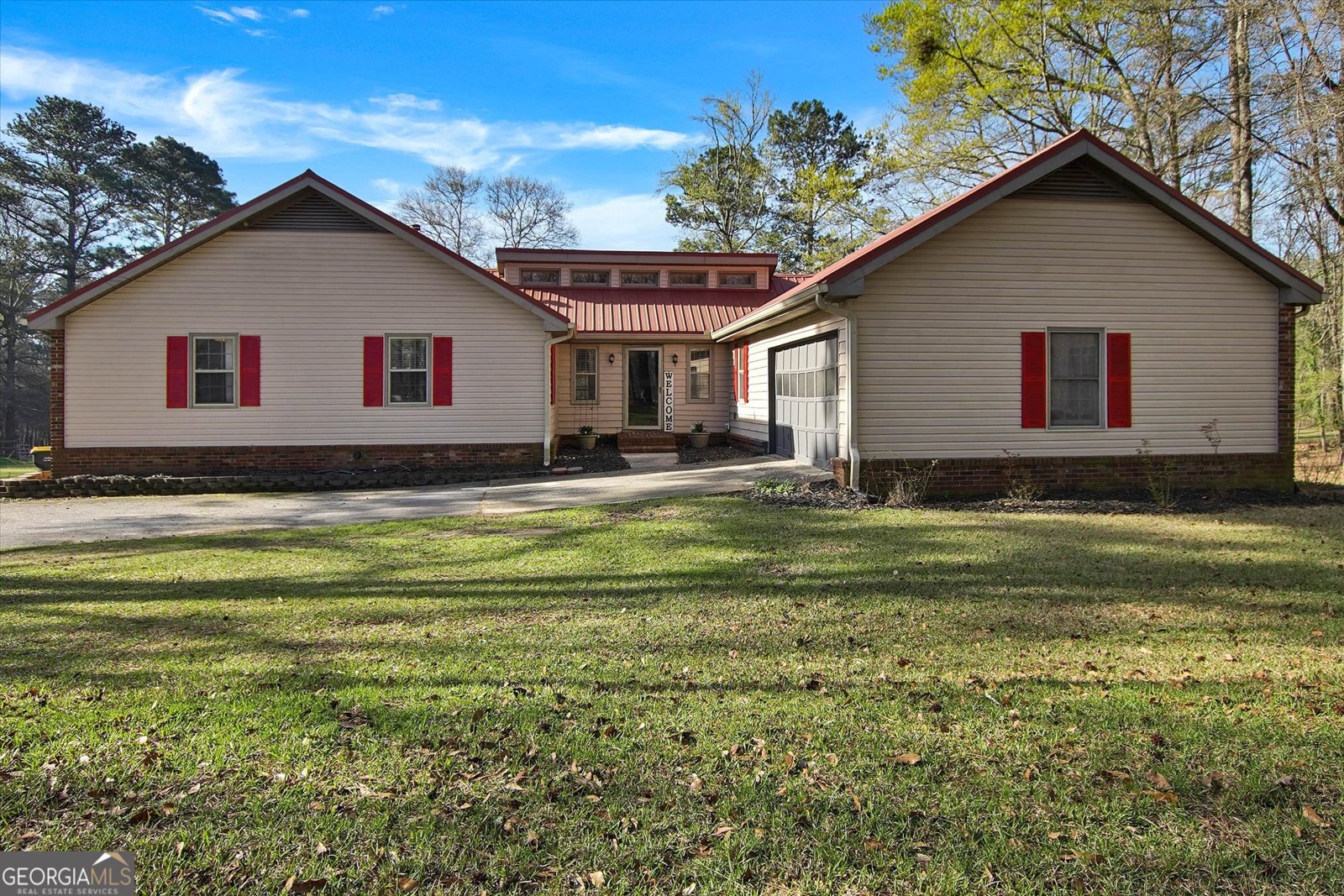 217 Lynn Drive Fayetteville - Photo 1