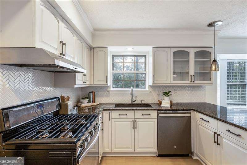 655 Cranberry Court Roswell - Photo 44