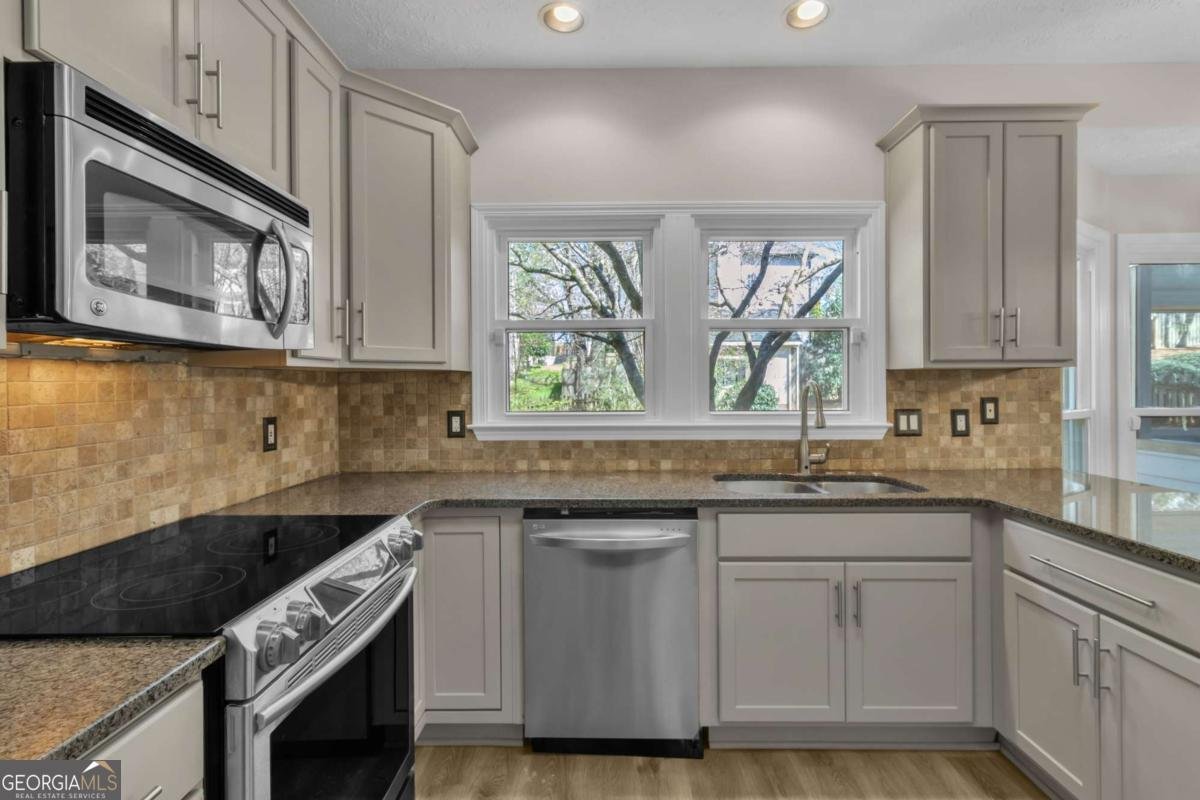 4271 Glenlake Drive Kennesaw - Photo 15