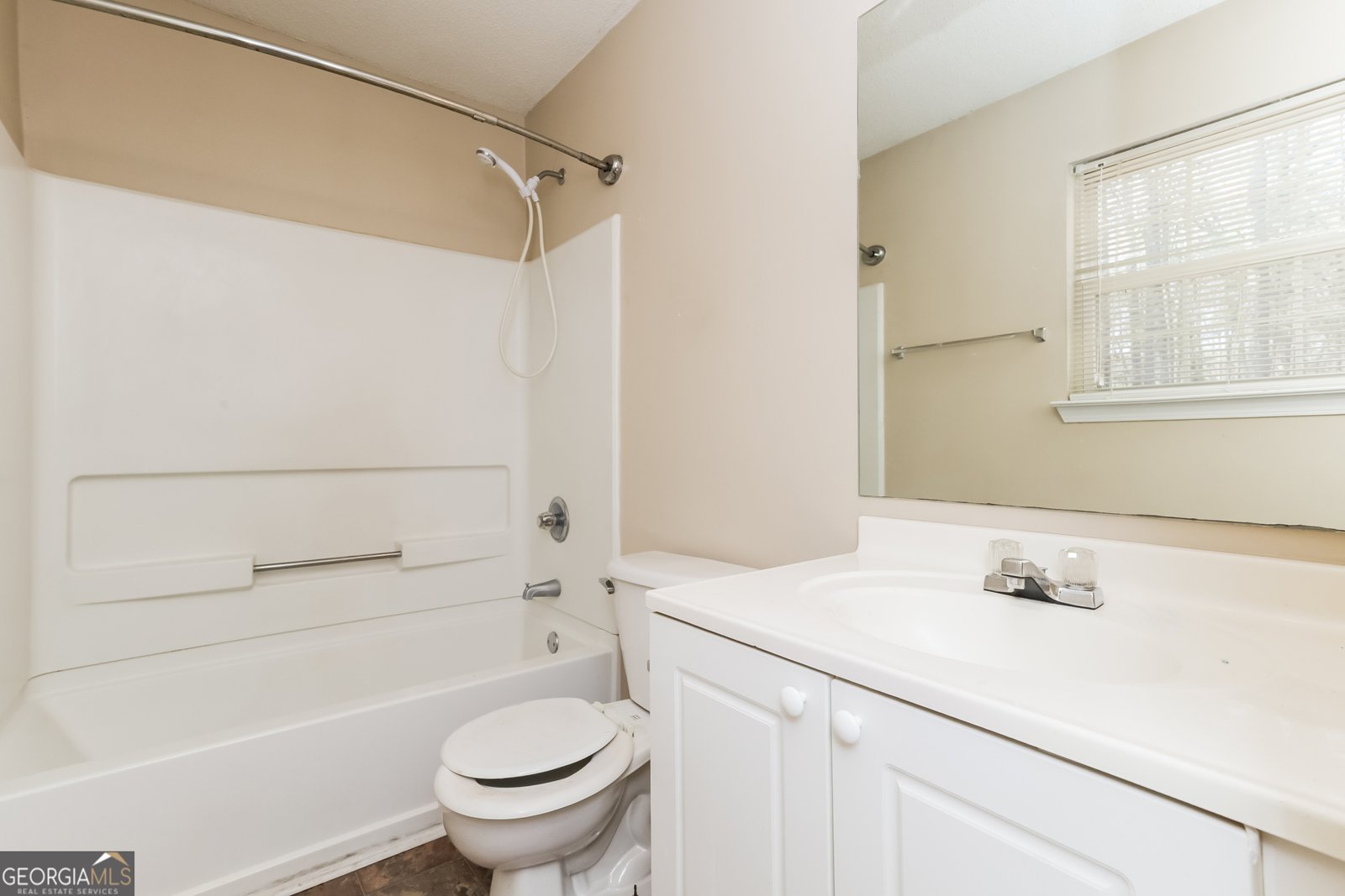 118 Watercress Court Stockbridge - Photo 14