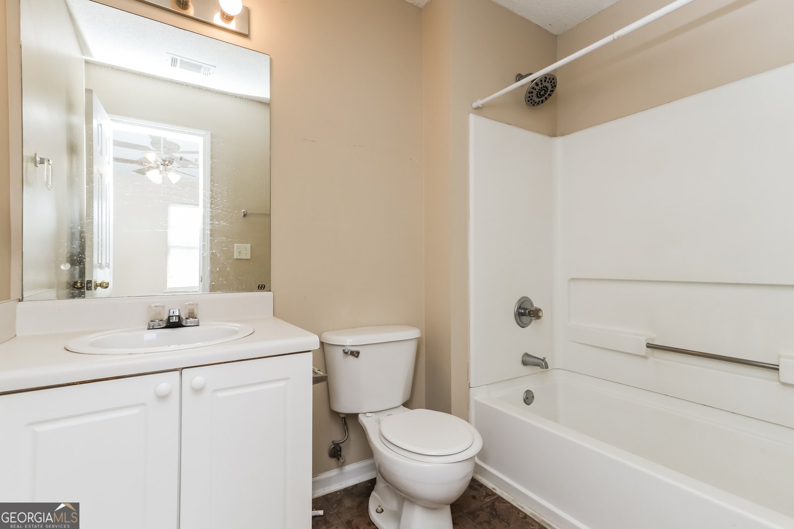 118 Watercress Court Stockbridge - Photo 9