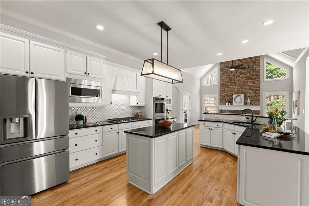 750 Champions Close Milton - Photo 6