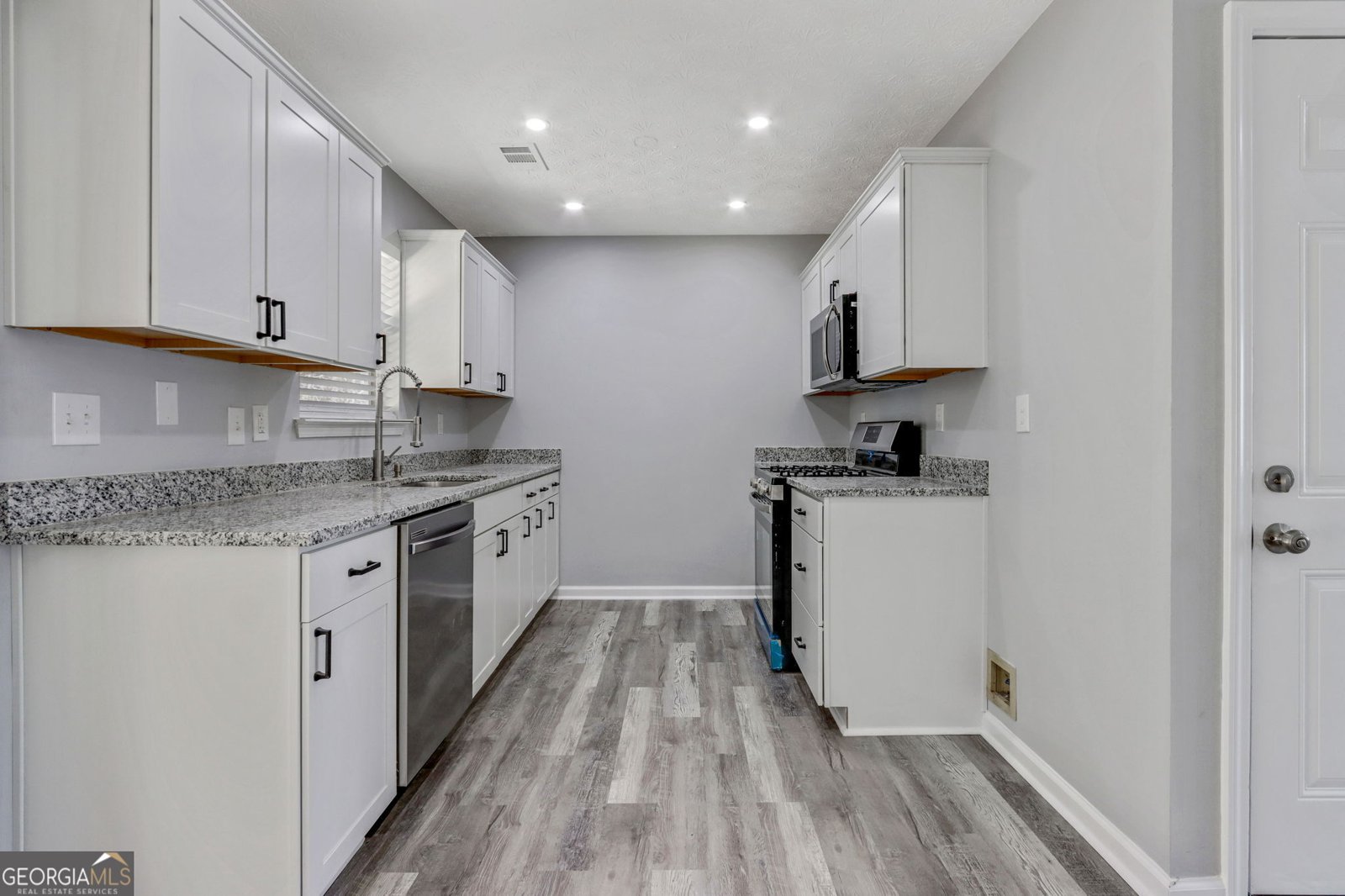 8730 Parliament Place Jonesboro - Photo 7