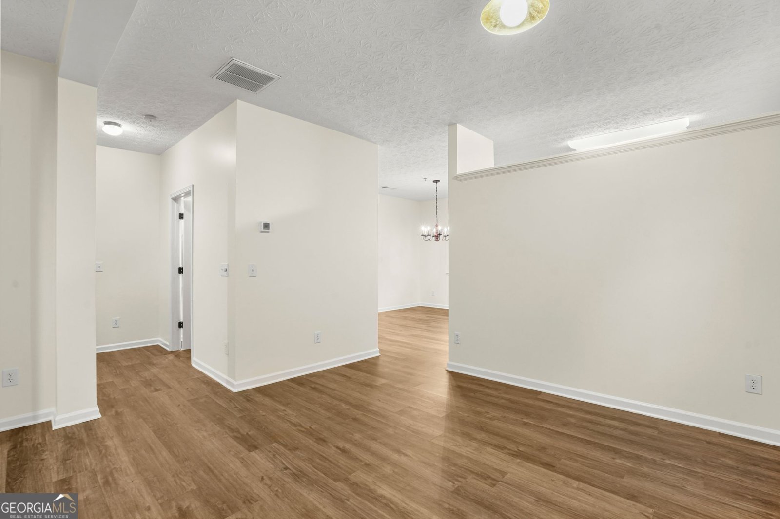 206 Village Square Drive Woodstock - Photo 20