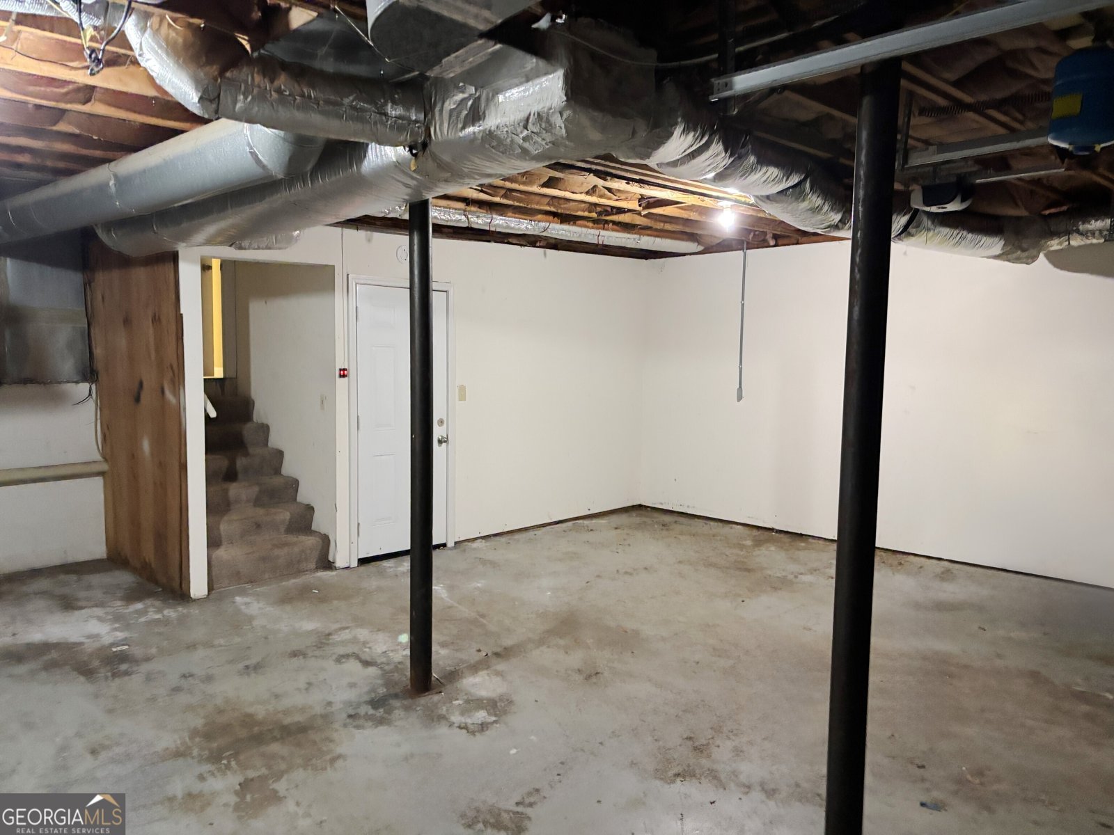 136 Creekview Drive Woodstock - Photo 14